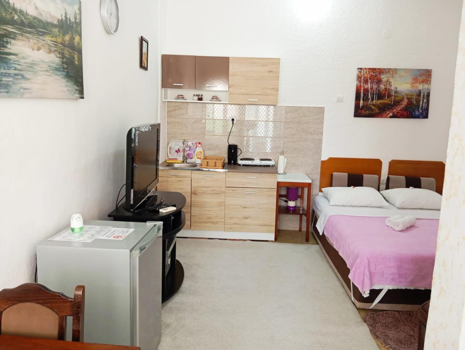 Apartment Deki Studio Kotor Exteriér fotografie